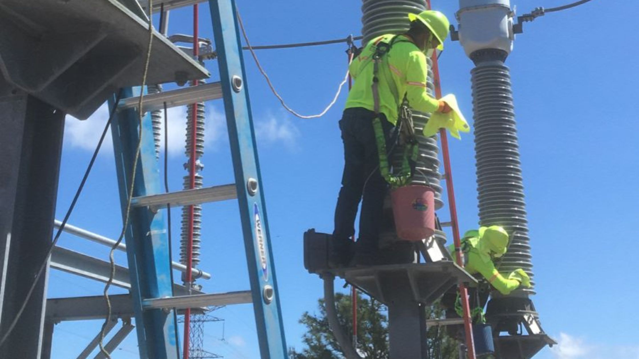 Cinco reglas esenciales para el trabajo en subestaciones eléctricas